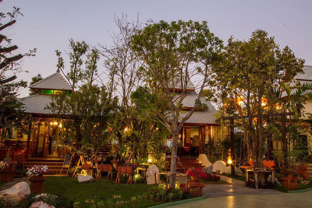 Phusanfah Resort Mae Taeng Exteriör bild