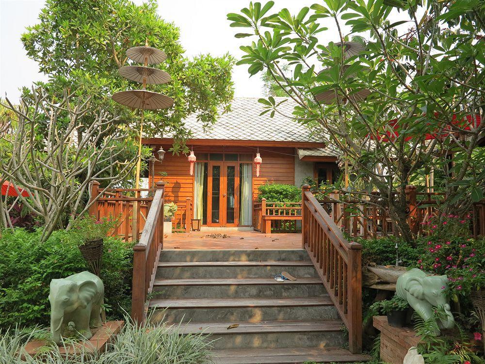 Phusanfah Resort Mae Taeng Exteriör bild