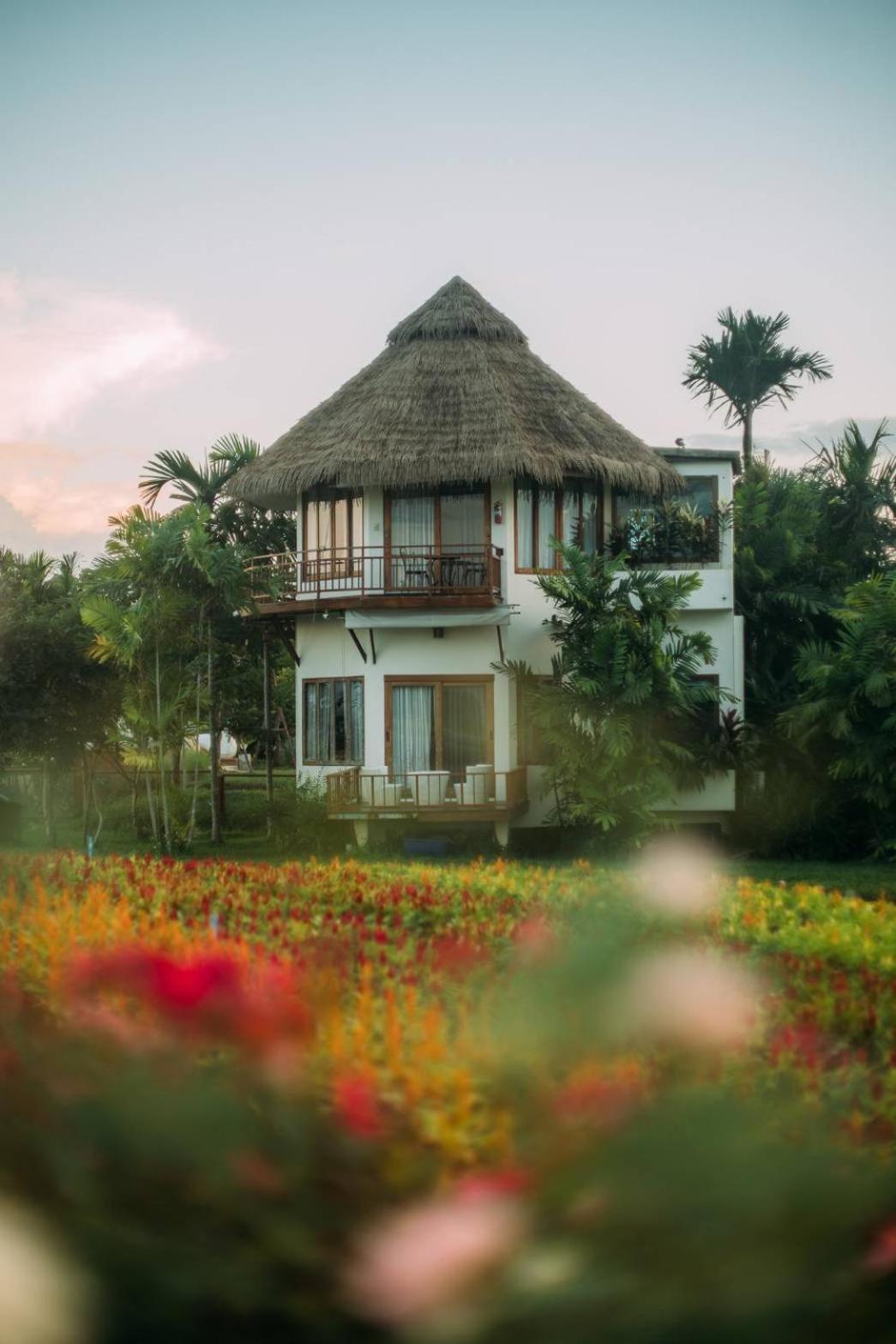 Phusanfah Resort Mae Taeng Exteriör bild