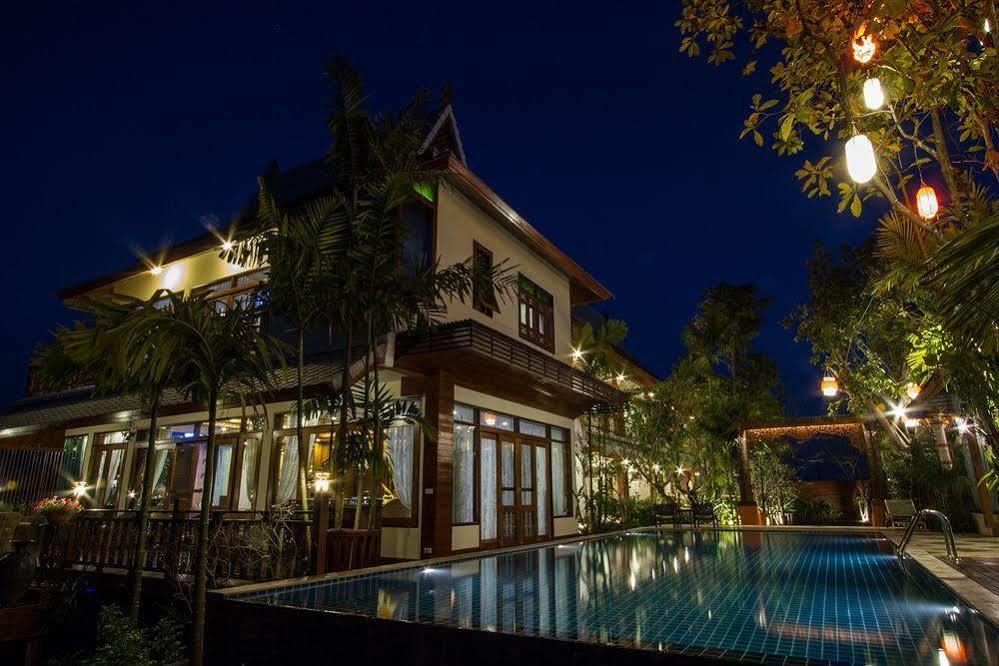Phusanfah Resort Mae Taeng Exteriör bild