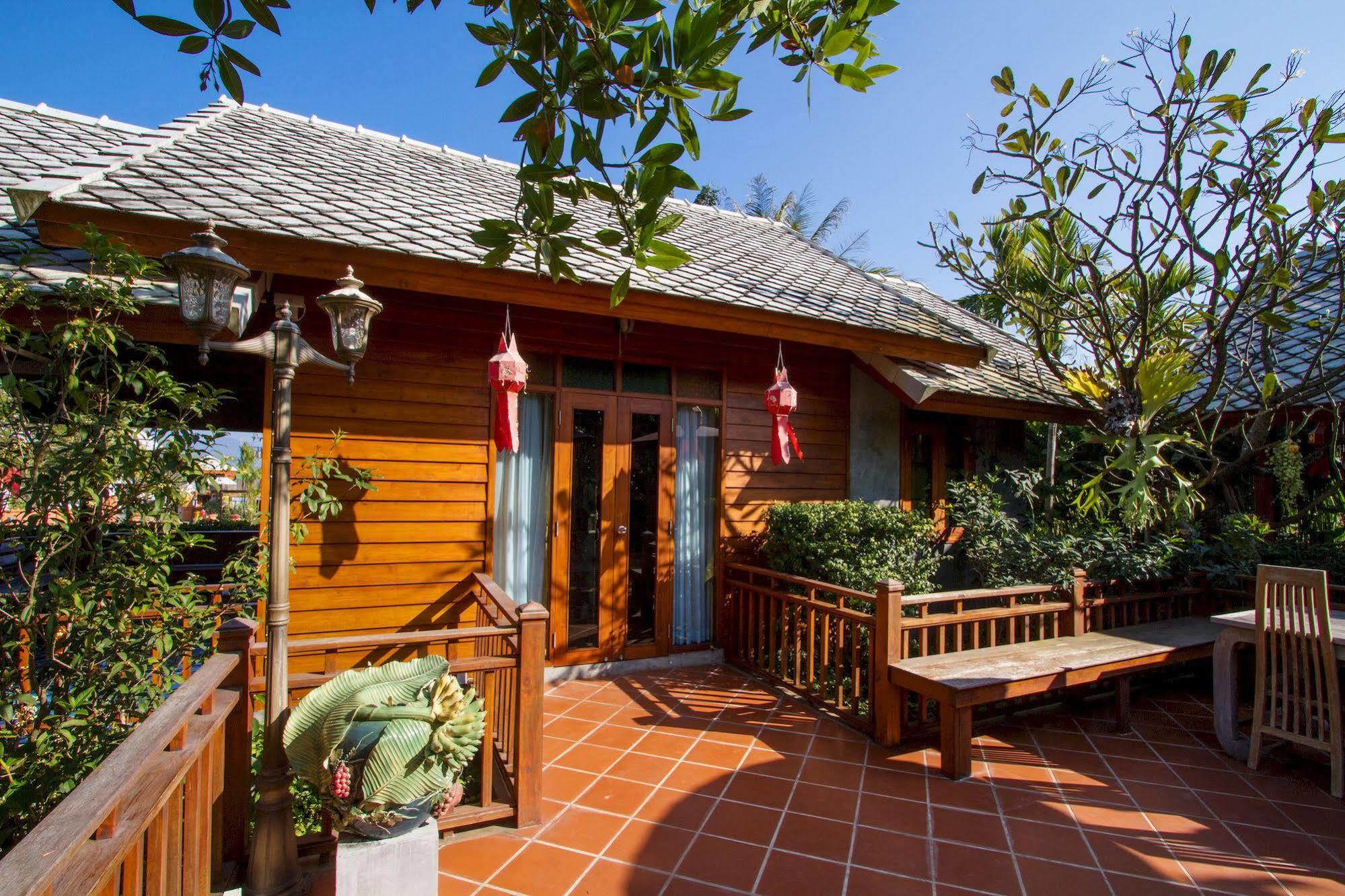 Phusanfah Resort Mae Taeng Exteriör bild